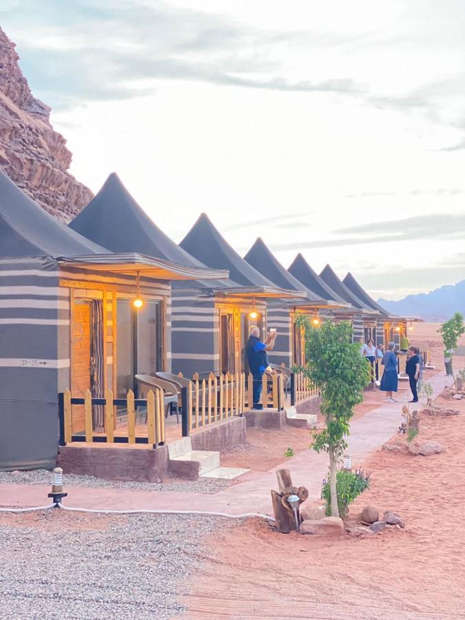 Tamim Luxury Wadi Rum Camp Екстер'єр фото