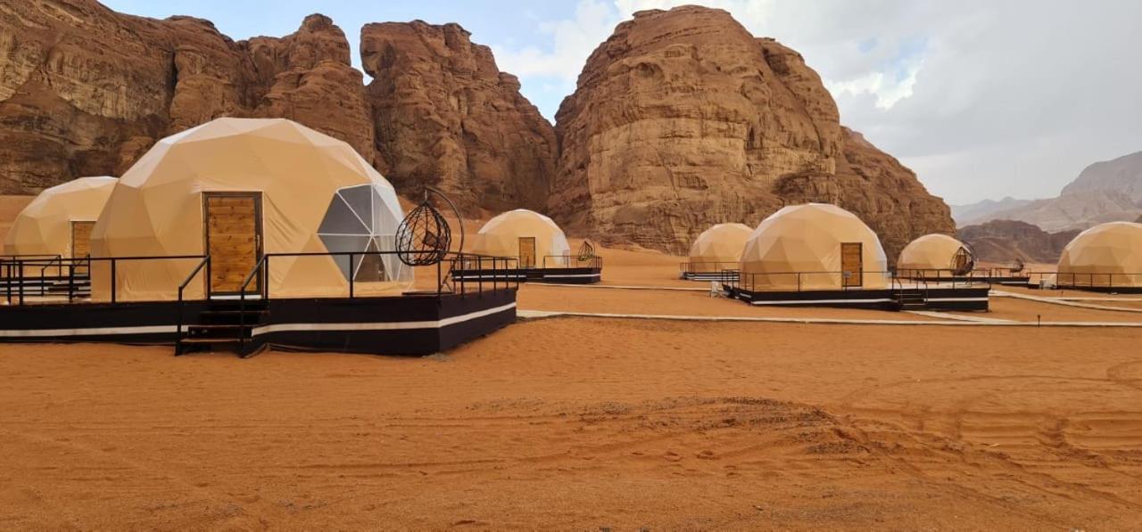 Tamim Luxury Wadi Rum Camp Екстер'єр фото