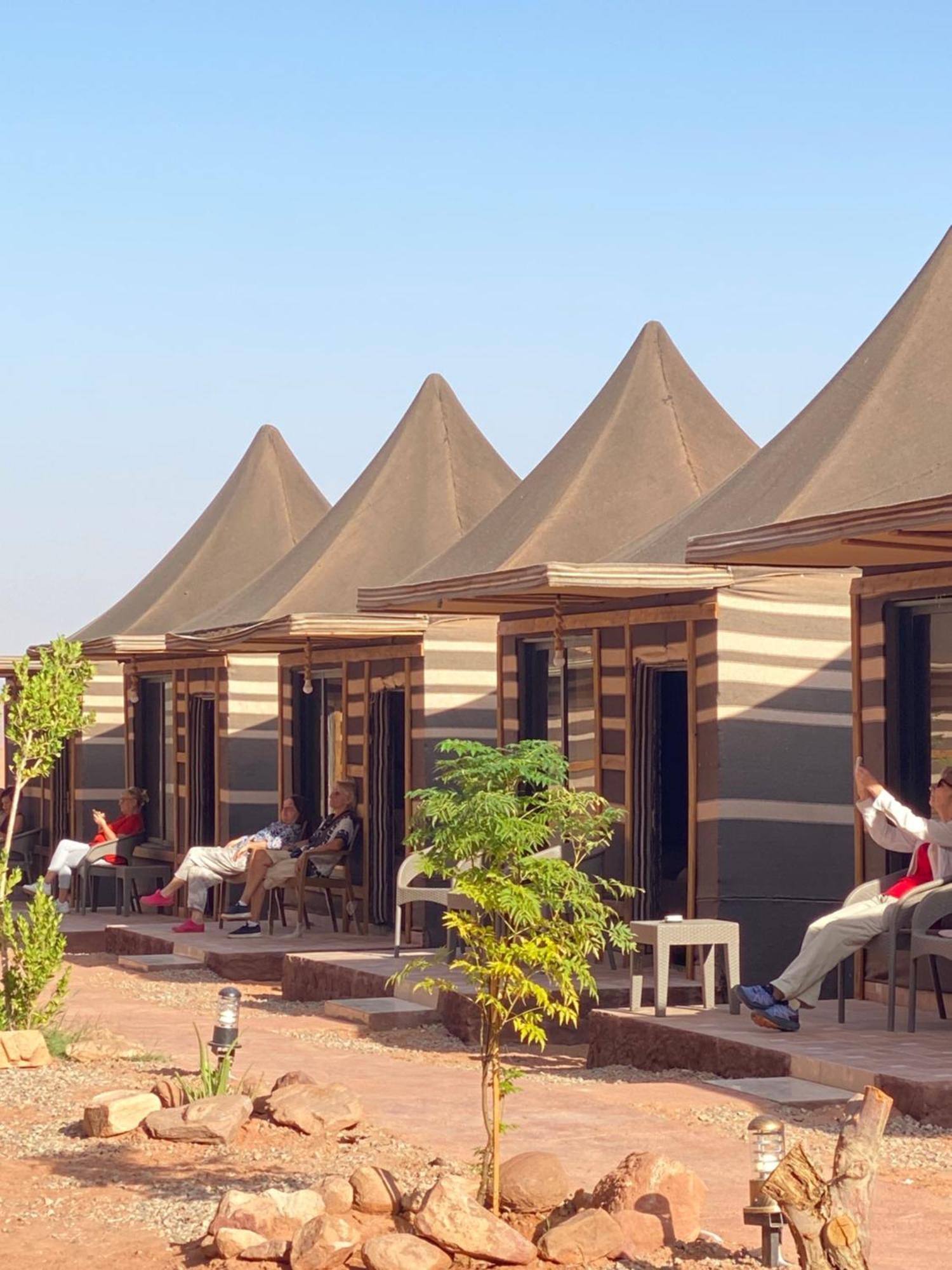 Tamim Luxury Wadi Rum Camp Екстер'єр фото