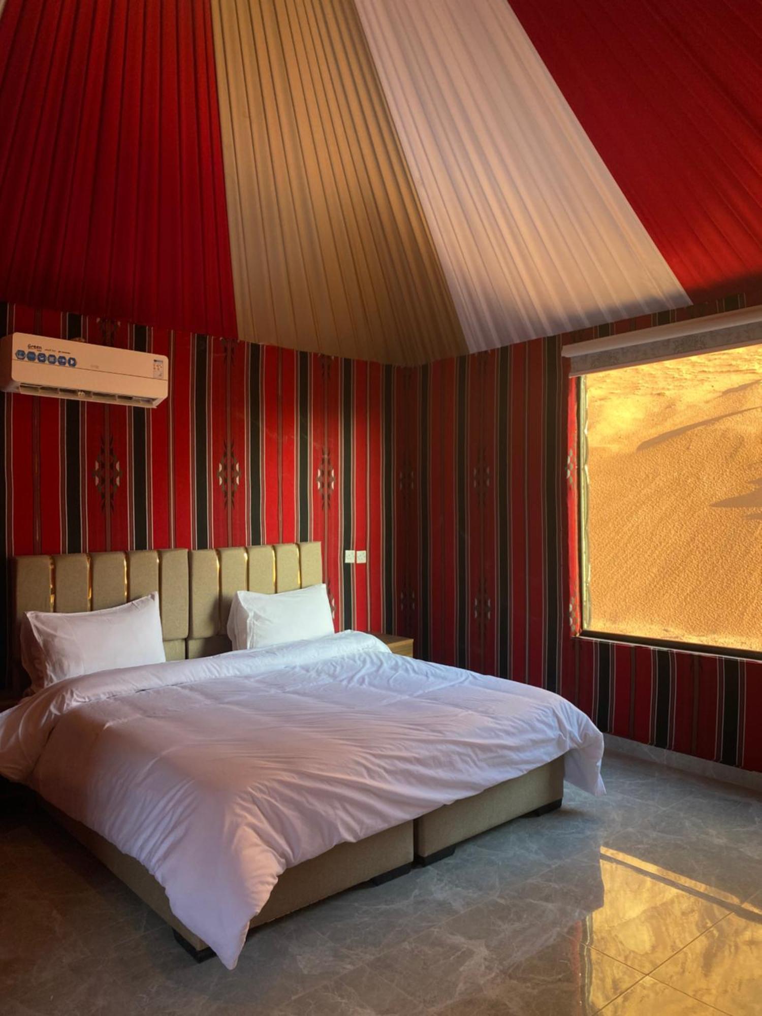 Tamim Luxury Wadi Rum Camp Екстер'єр фото