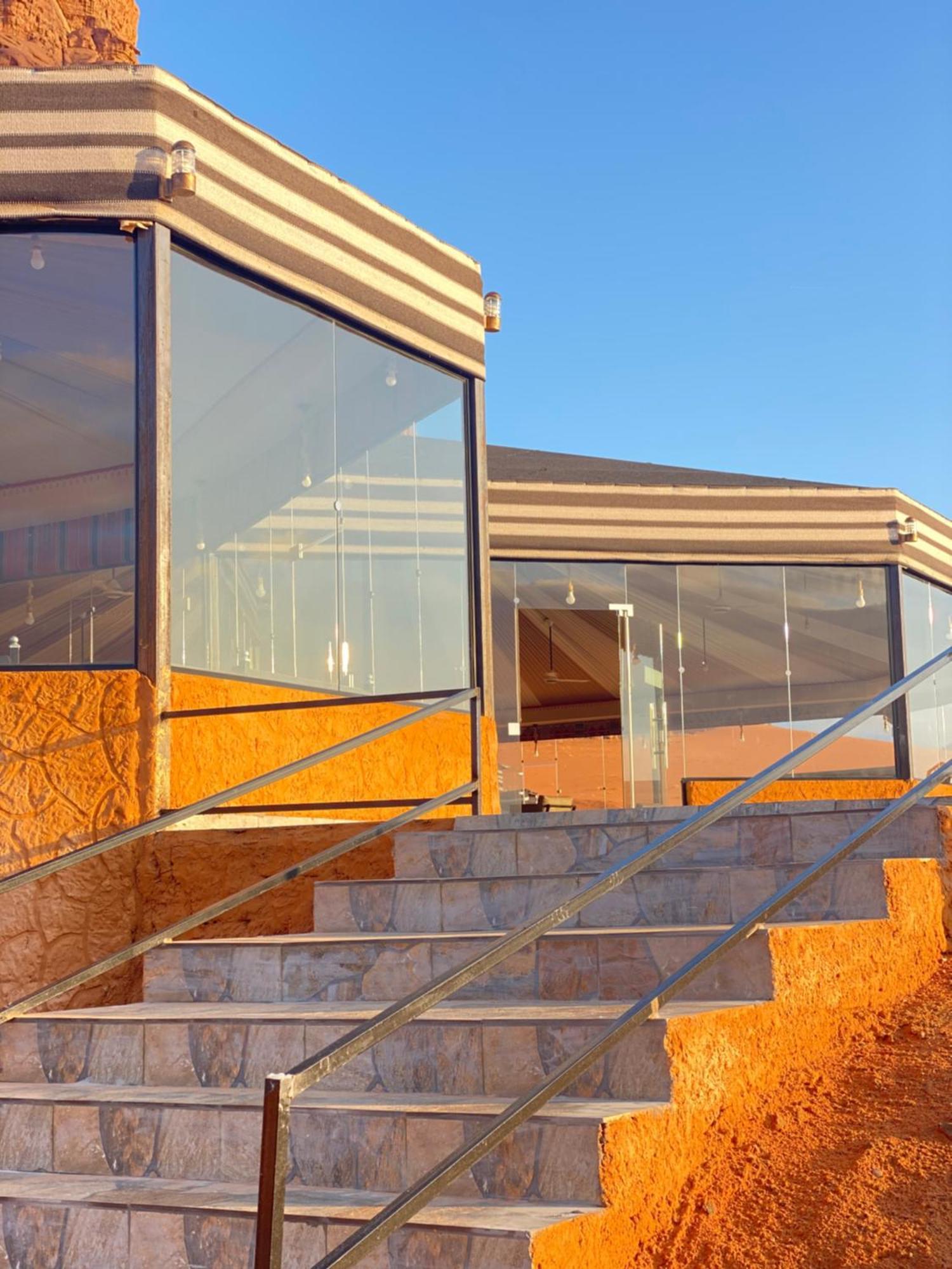 Tamim Luxury Wadi Rum Camp Екстер'єр фото